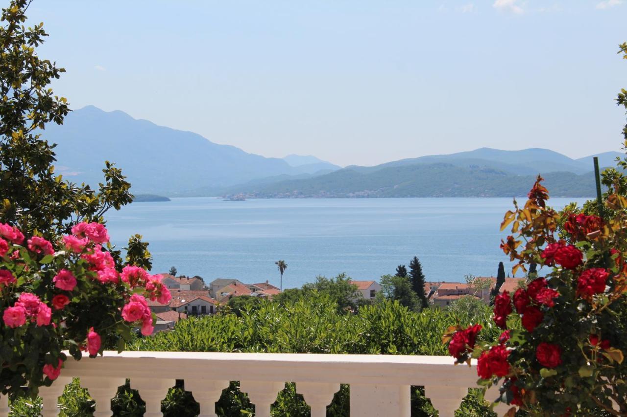 Monte Aria Panorama Suites Herceg Novi Exterior photo