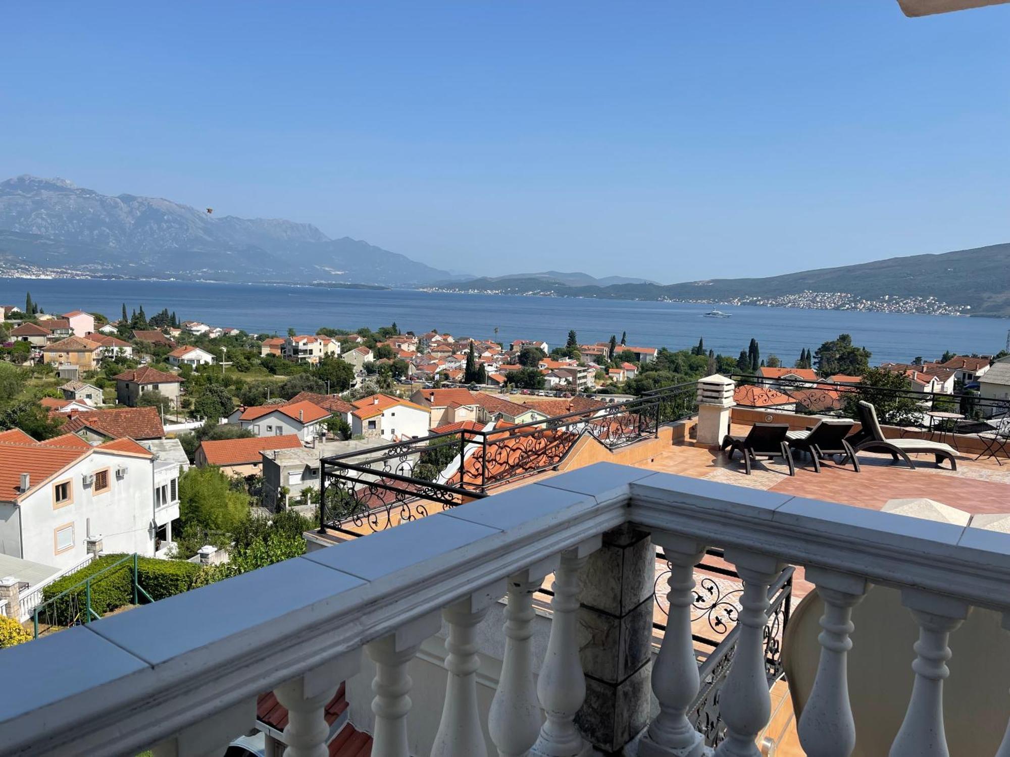 Monte Aria Panorama Suites Herceg Novi Room photo