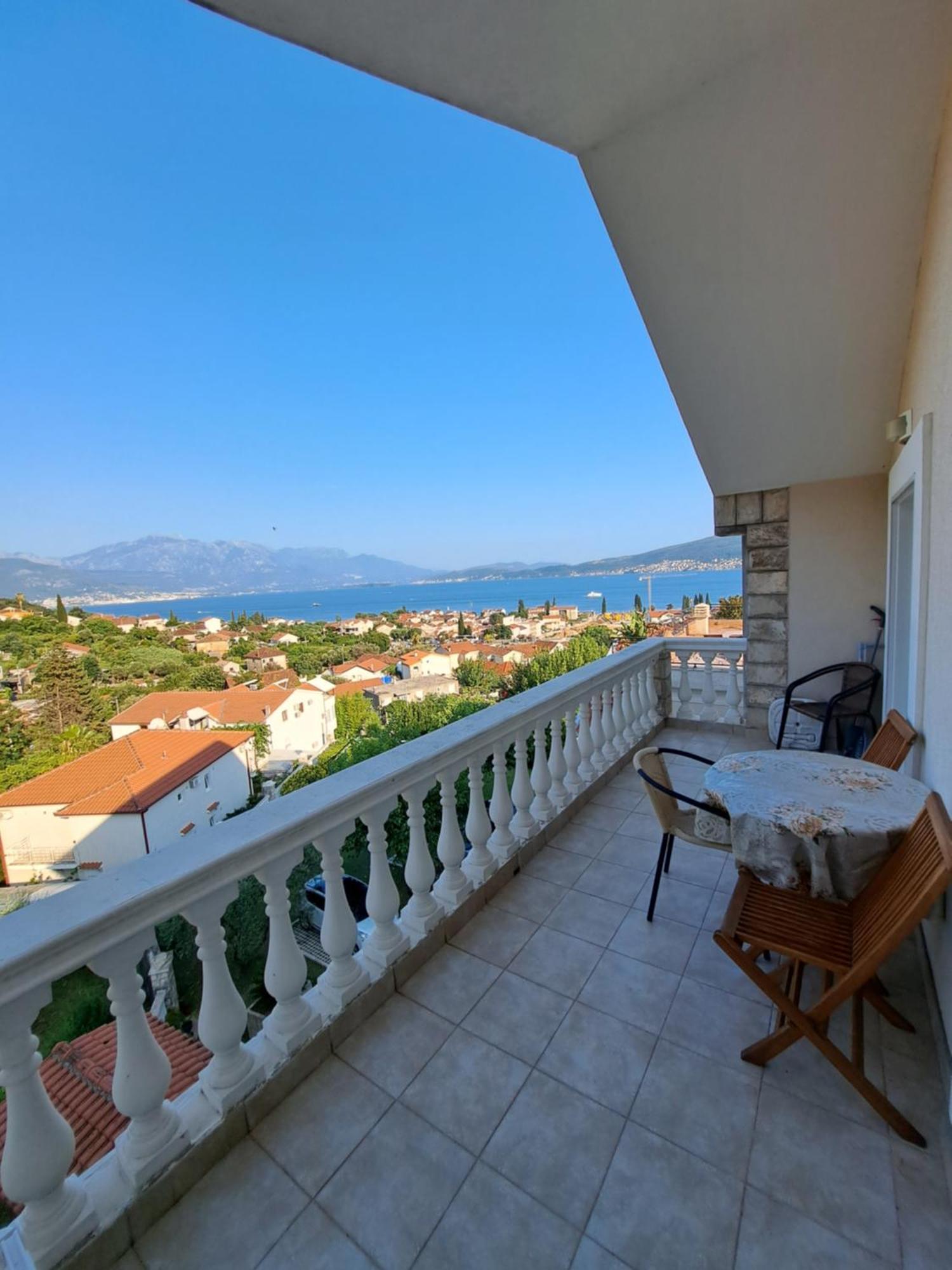 Monte Aria Panorama Suites Herceg Novi Room photo