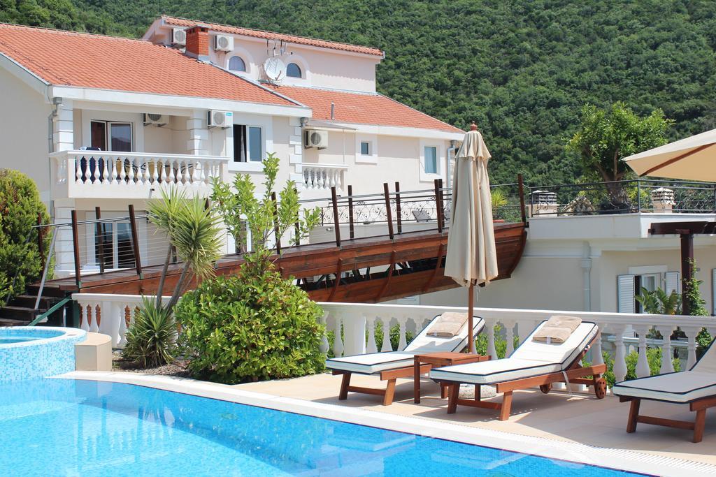 Monte Aria Panorama Suites Herceg Novi Exterior photo